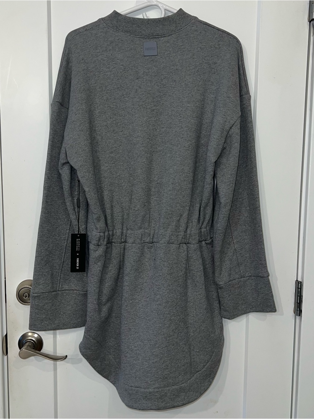 BARNEYS NEW YORK x FOREVER 21 -Grey Mock-Neck Sweater Mini Dress🖤 - Picture 6 of 12